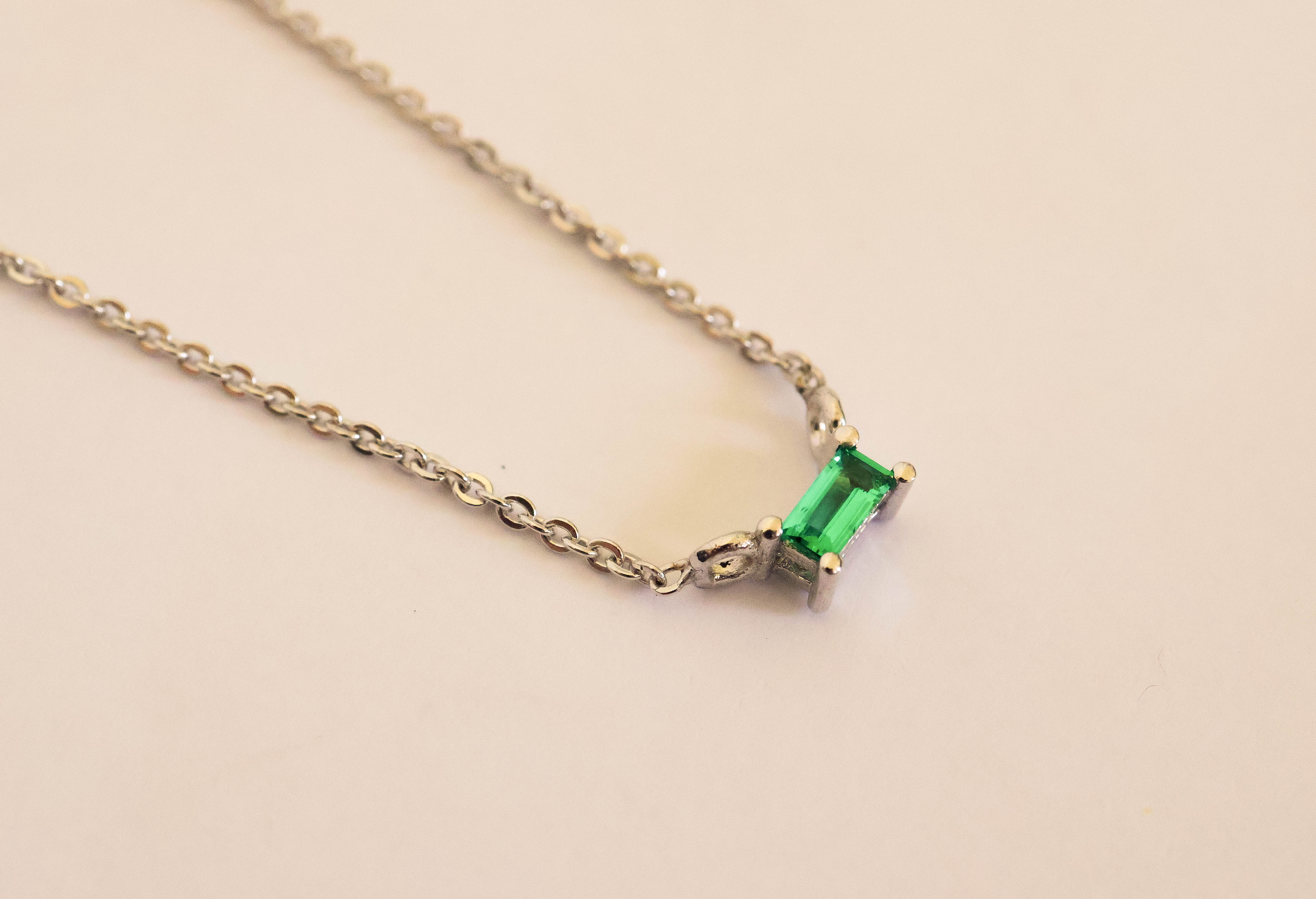 Green necklaces hot sale